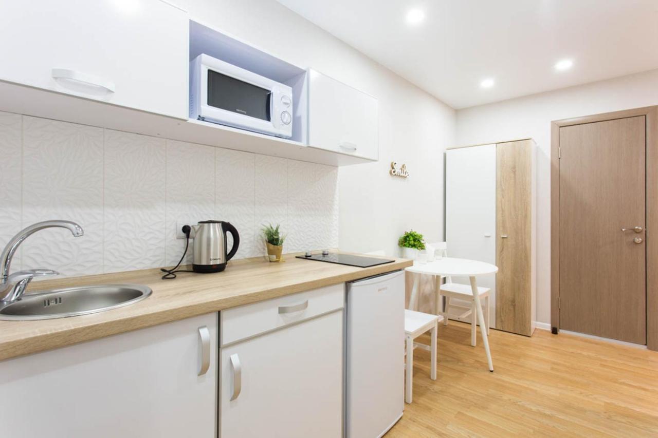 Apartment In The City Center - Gimnasiyna Naberezhna 24A-1 Carcóvia Exterior foto